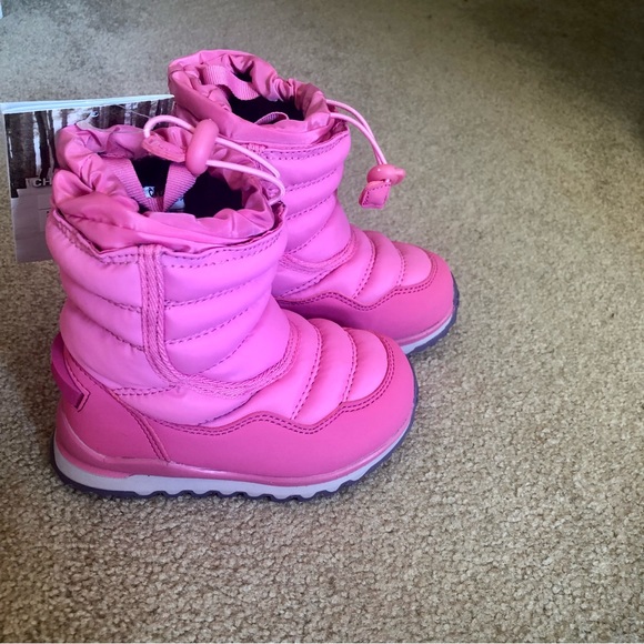 ch20 Other - NWT c H20 Alpina Kids Boots size 9 (Toddler)